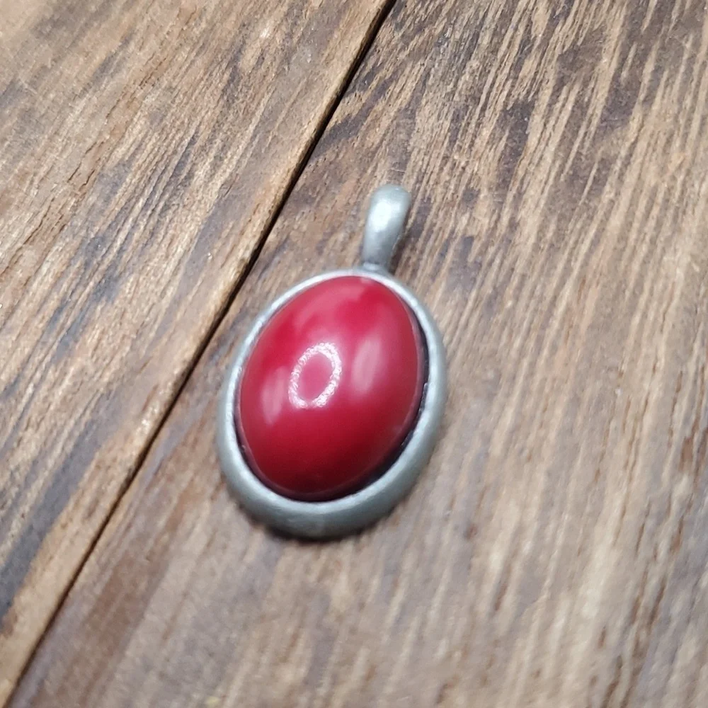 Sterling amulet red stone‎ necklace pendant